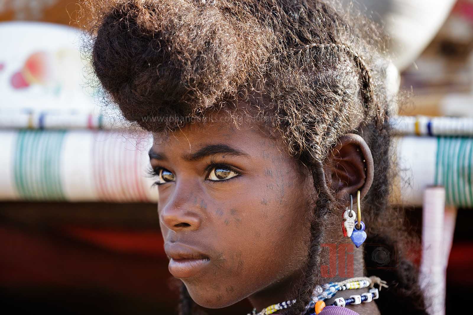 A young girl from the Bororo tribe